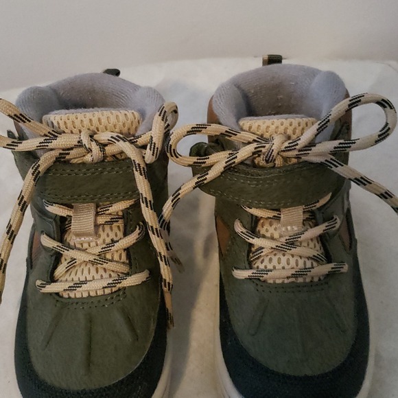Carter's Other - Carters Ilker Ankle Boots SIZE 9 Hiking Fall Hook/Loop Lace Up Outdoor Casual